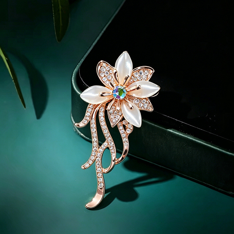 Women Accessories Bouquet - Vintage Cat's Eye Stone Orchid Strass