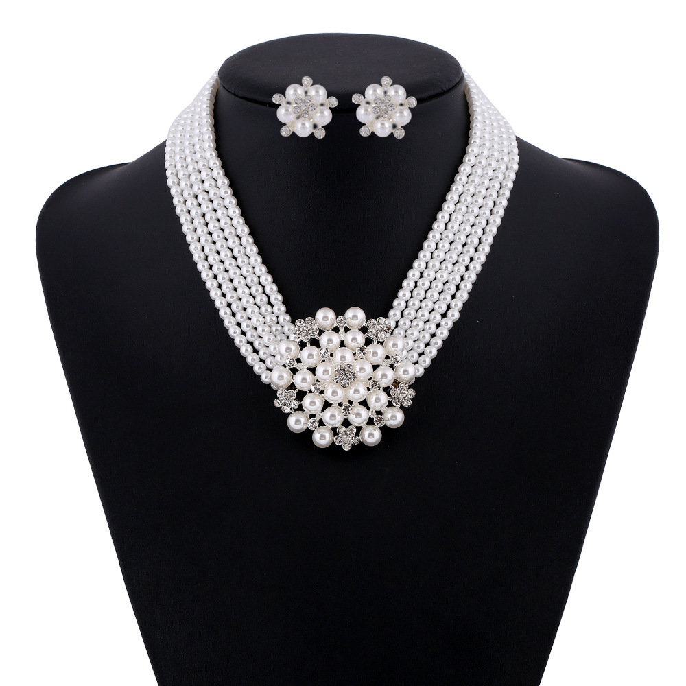 Audrey Hepburn Ontbijt Bij Tif - Women'S Accessories In The 1950S recensie en prijs